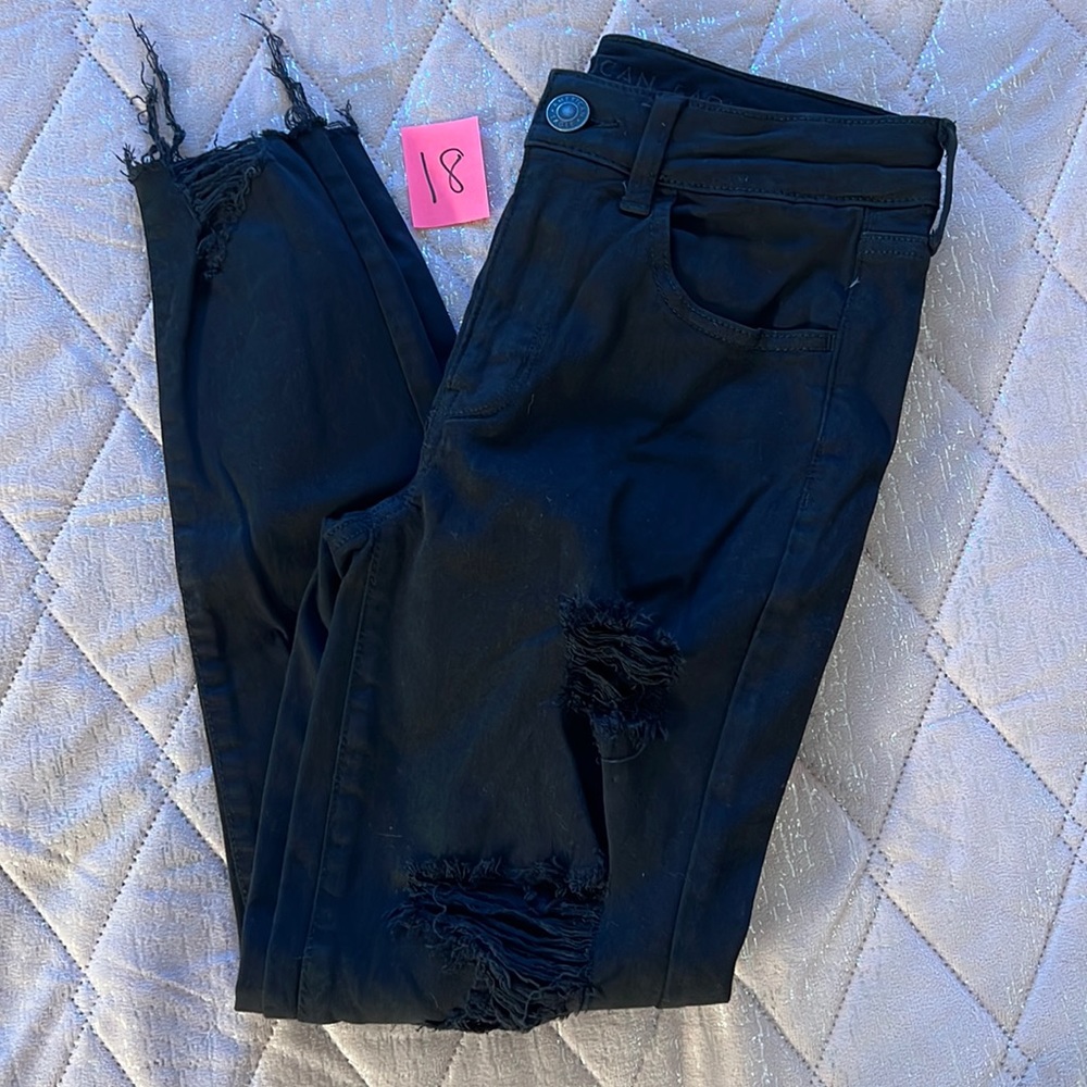 AEO ripped hi-rise jegging crop